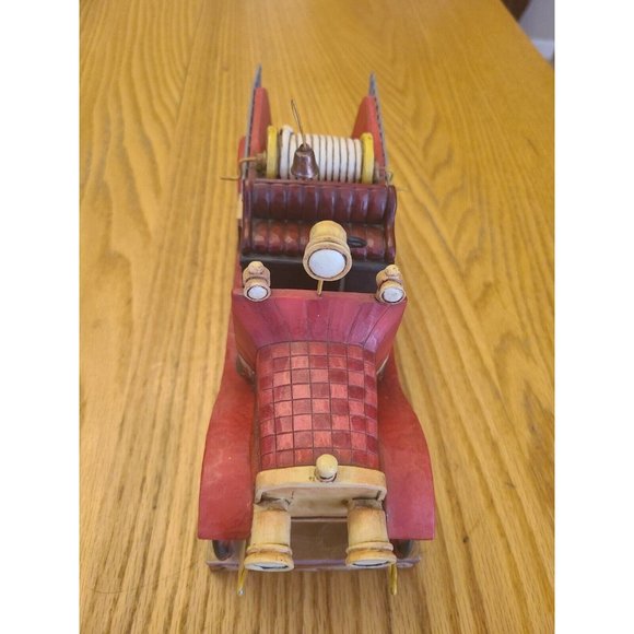 RARE! Jim Shore "Ready to Roll" Fire Truck Engine 2007 Heartwood Creek #4009603 - Picture 4 of 6